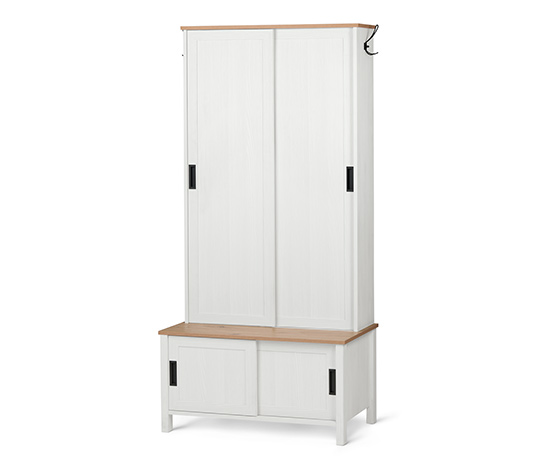 Multifunktionale Garderobe
