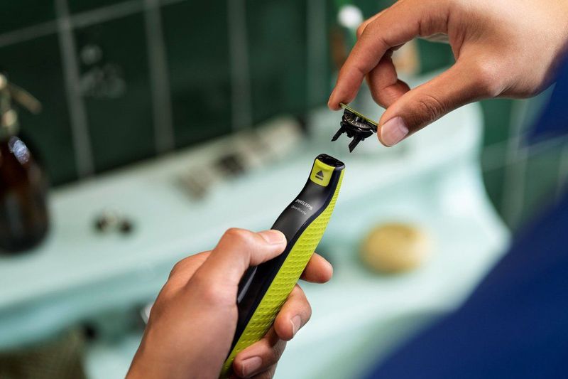 Philips - OneBlade 360 Face - Trimmer - Zwart - Kunststof - QP2724/31
