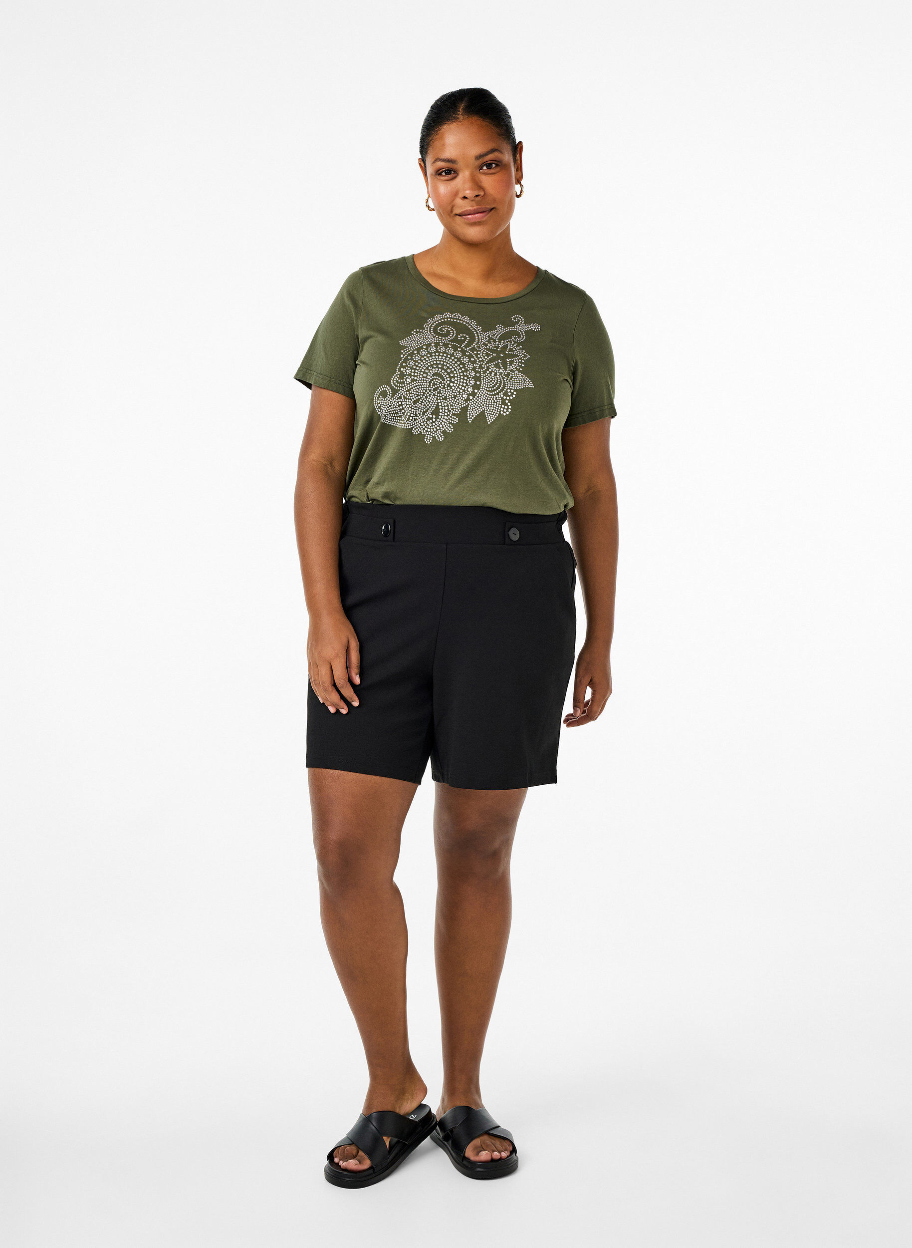 Bomulds t-shirt med rhinesten motiv