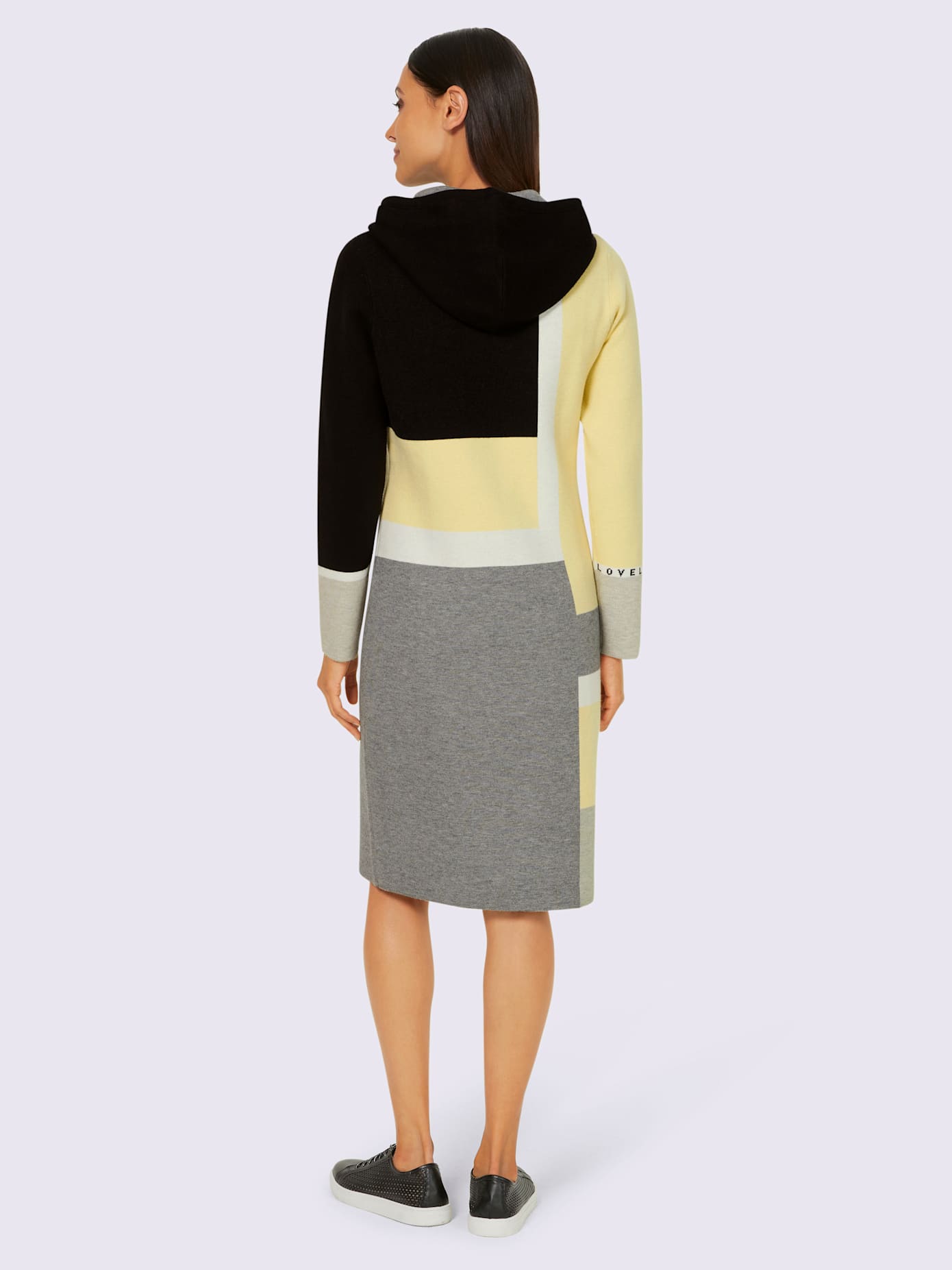 Robe en tricot motif patchwork moderne