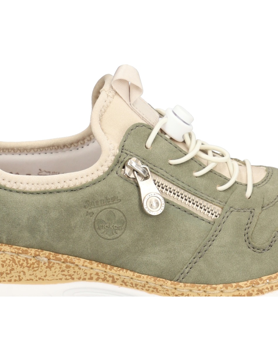 Sneaker