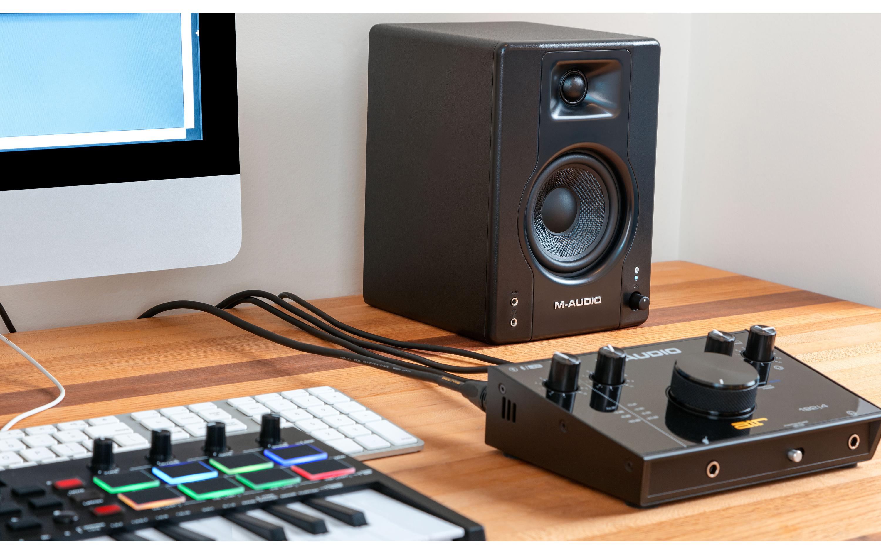 Studiomonitore BX3BT Schwarz<br>Bluetooth Multimedia-Referenzmonitore zum Streamen