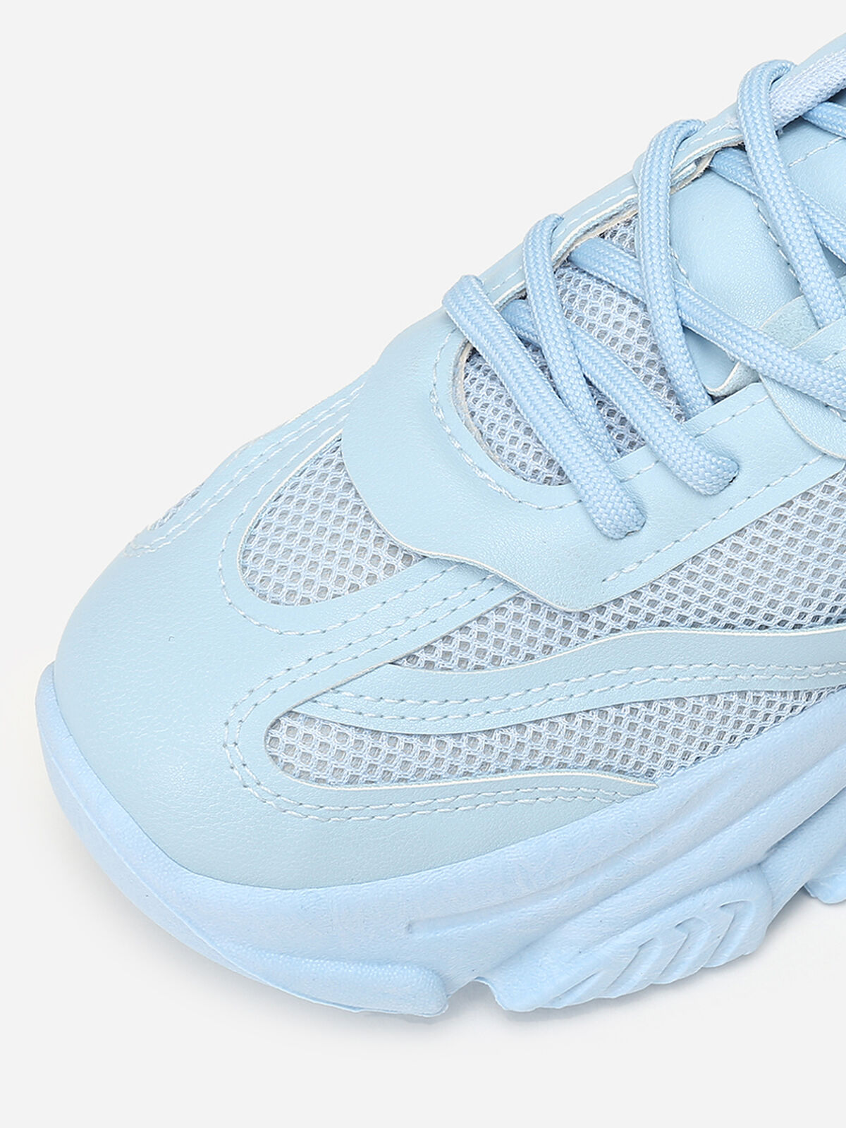Baskets running à plateforme en reliefs- Bleu clair