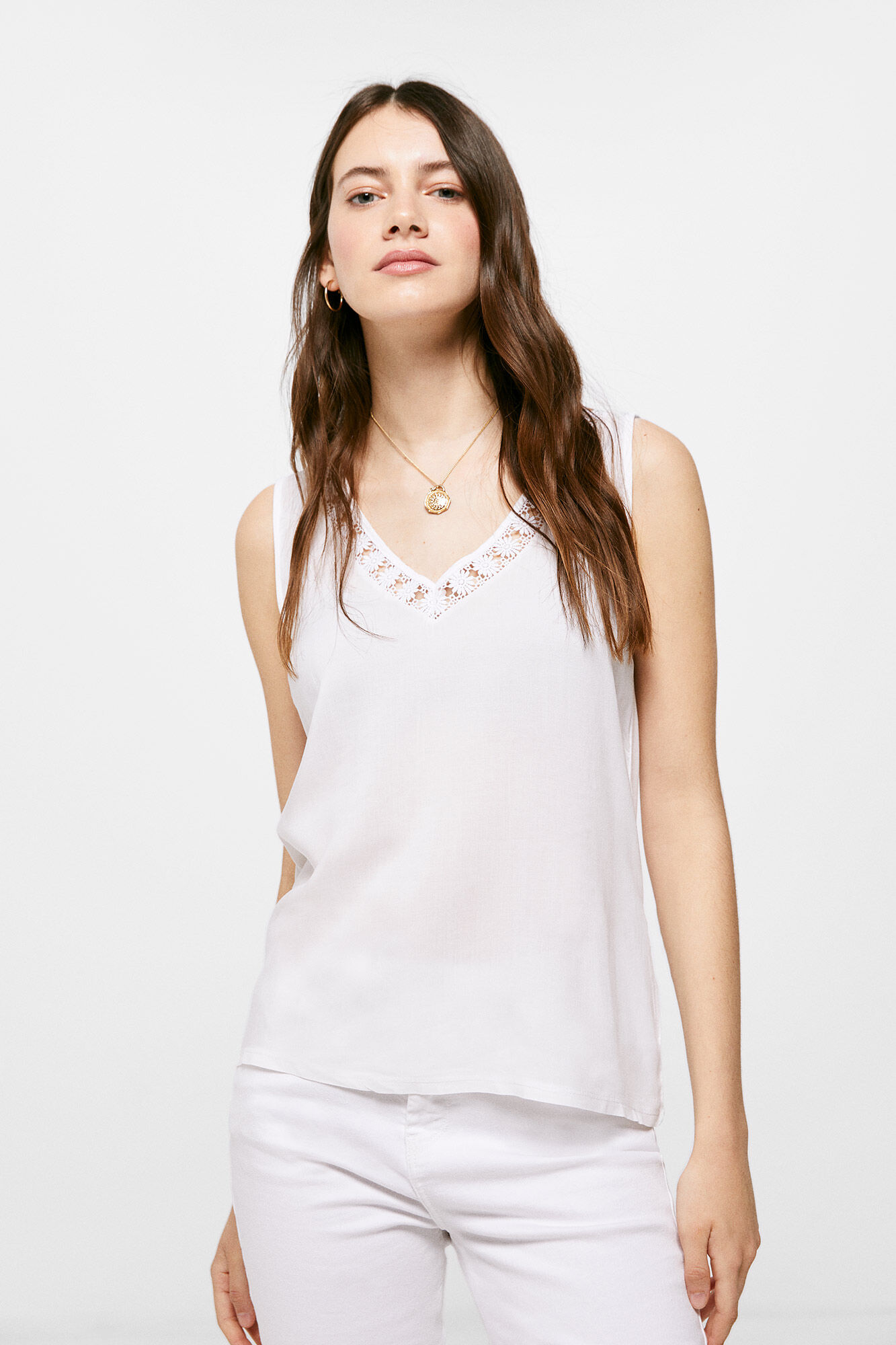 Blusa bicolor com decote em V e renda - amarela