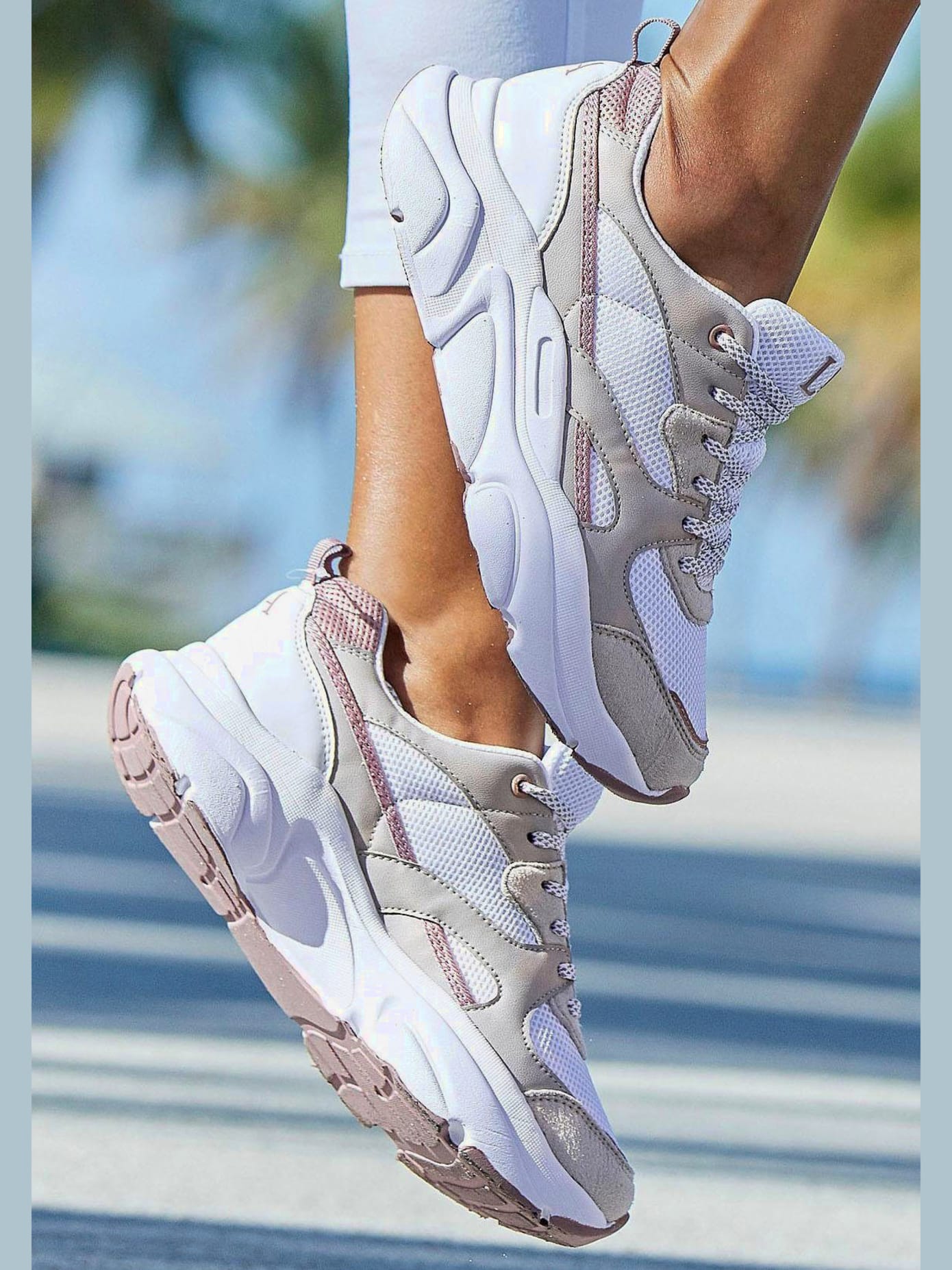Baskets superbe combinaison de couleurs