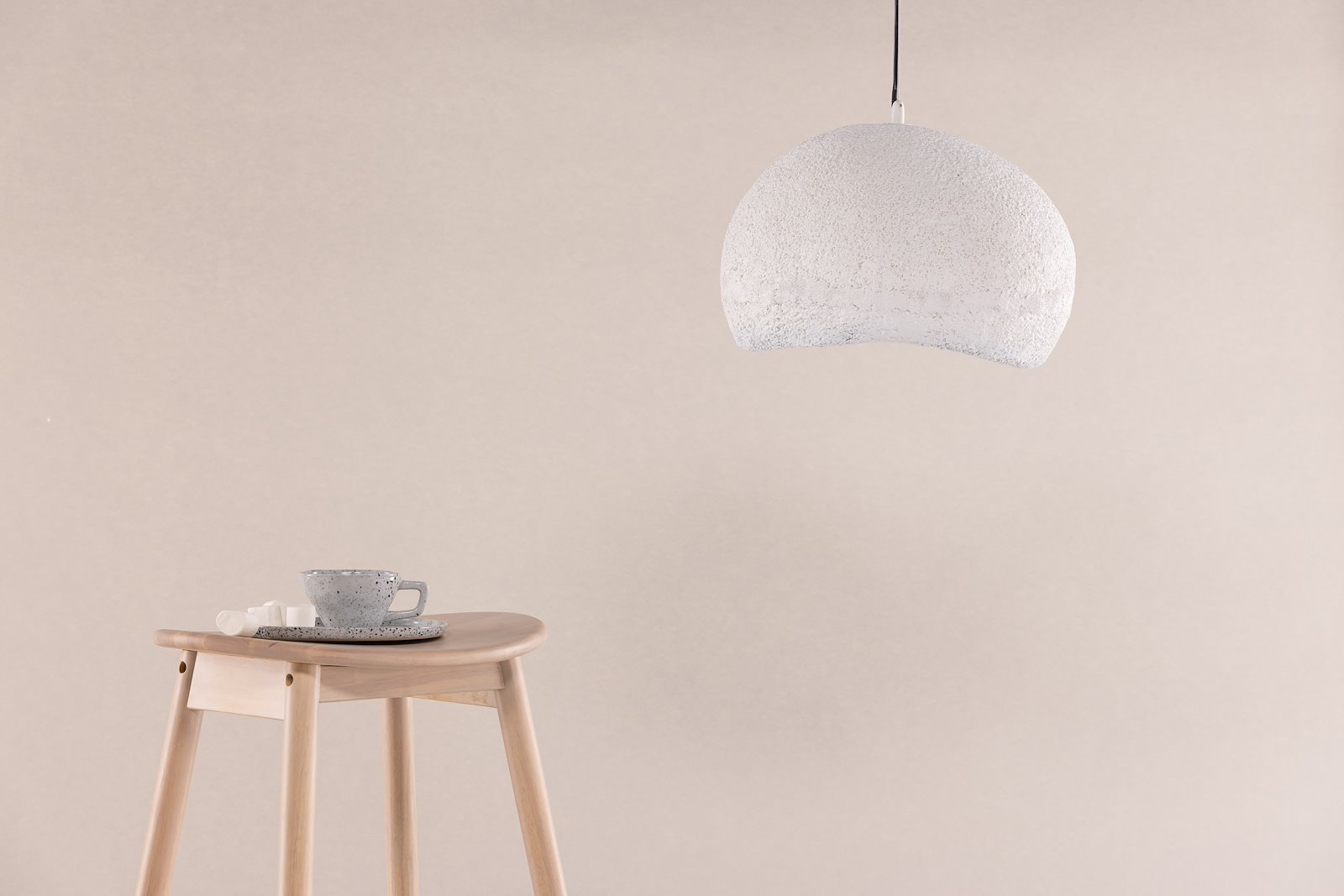 Gilltorp taklampe Hvit