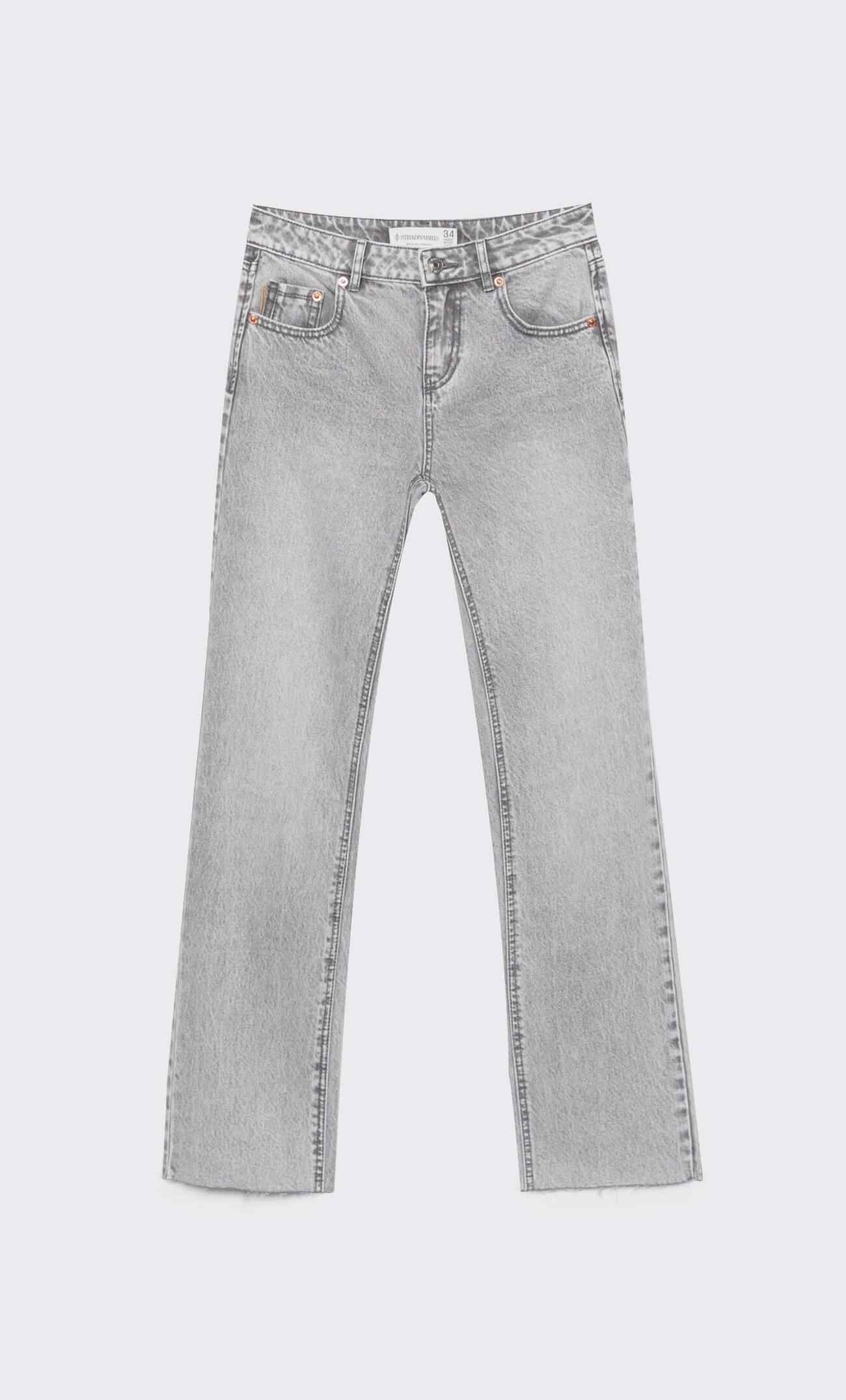 calça jeans reta de cintura baixa