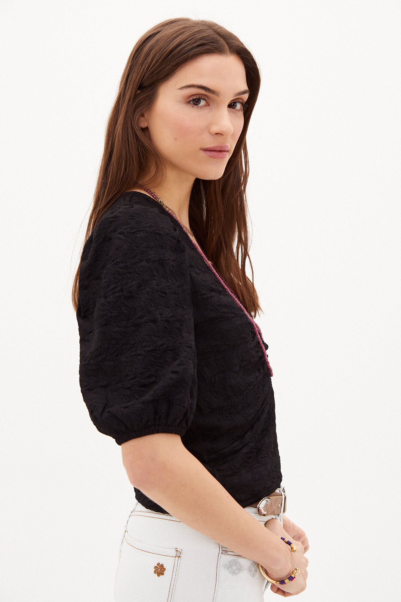 Camiseta texturizada Monique - Preta