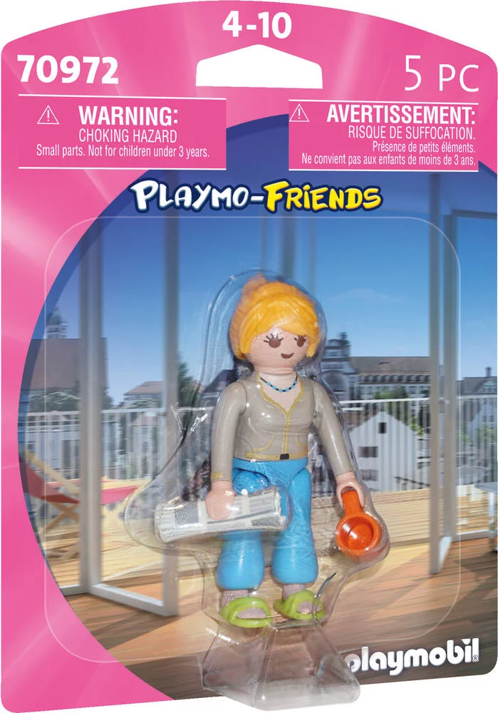 JEUNE FEMME ET JOURNAL -70972