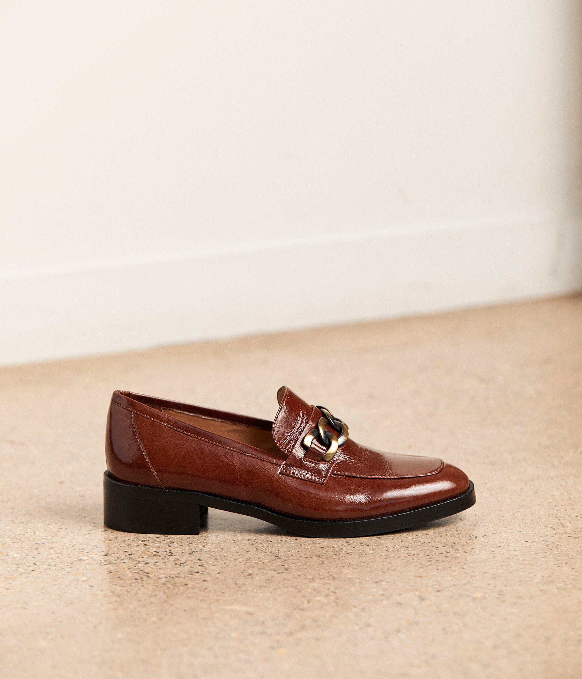 Mocassins vernis marron Oriane