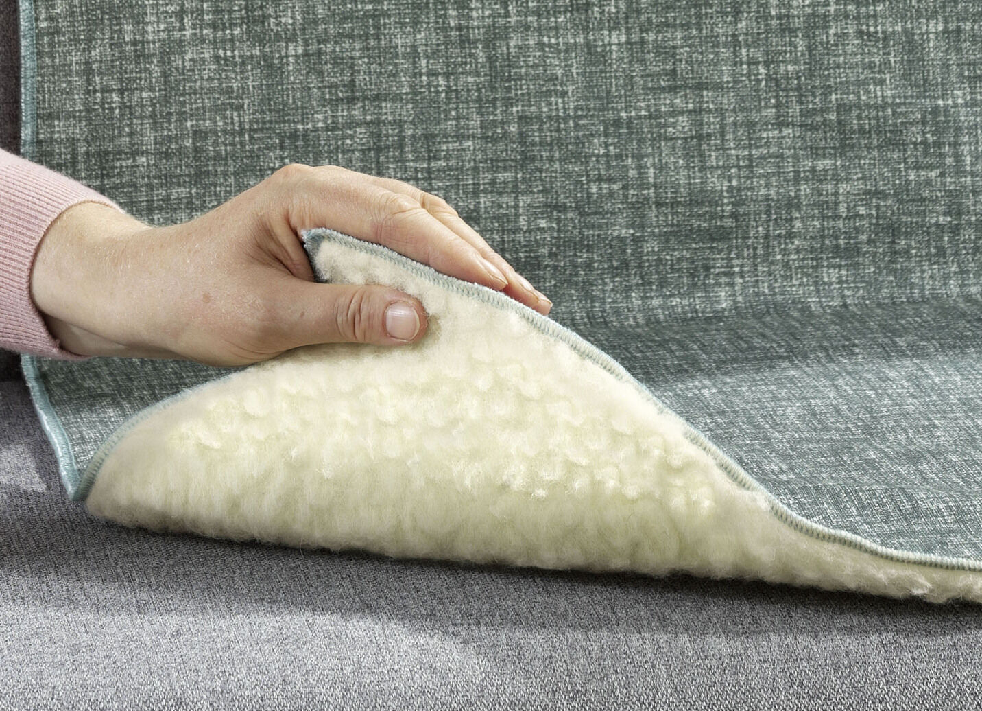 Wohnaccessoires aus 100% Baumwolle, Unterseite 100% Schurwolle