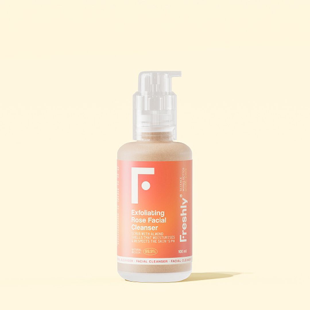 FRESHLY  Gel de Limpeza Exfoliante - Exfoliating Rose Facial Cleanser - 100ml