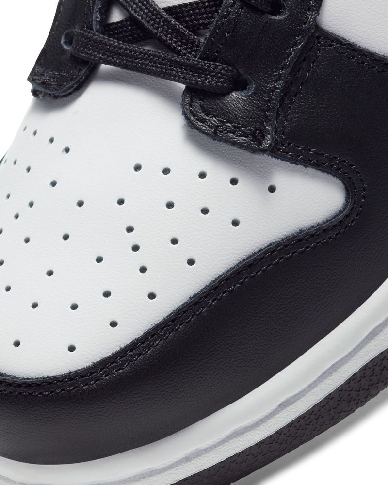 Chaussures Nike Dunk Low Blanc & Noir pour femme