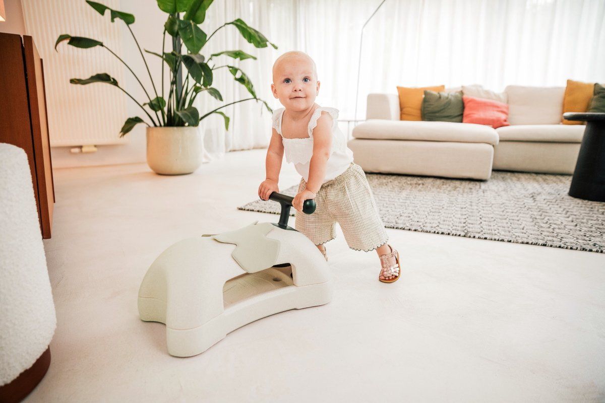 SCOOT AND RIDE - MYFIRST - SAND