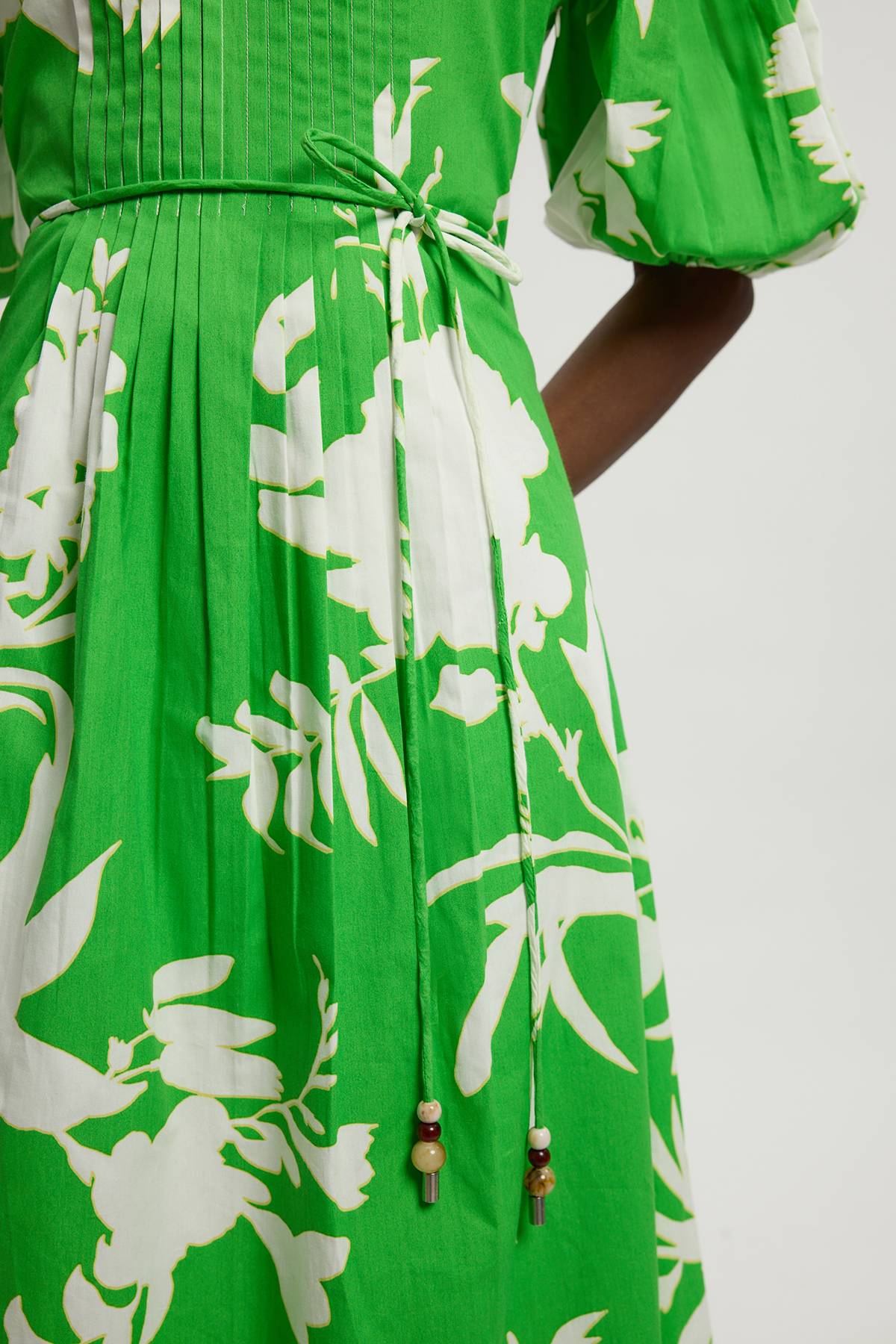 KarenMillen Robe Midi En Popeline De Coton Imprimé Fleuri Avec Détail De Perles
