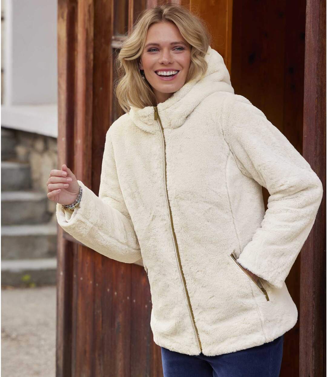 Manteau en Fausse Fourrure à Capuche