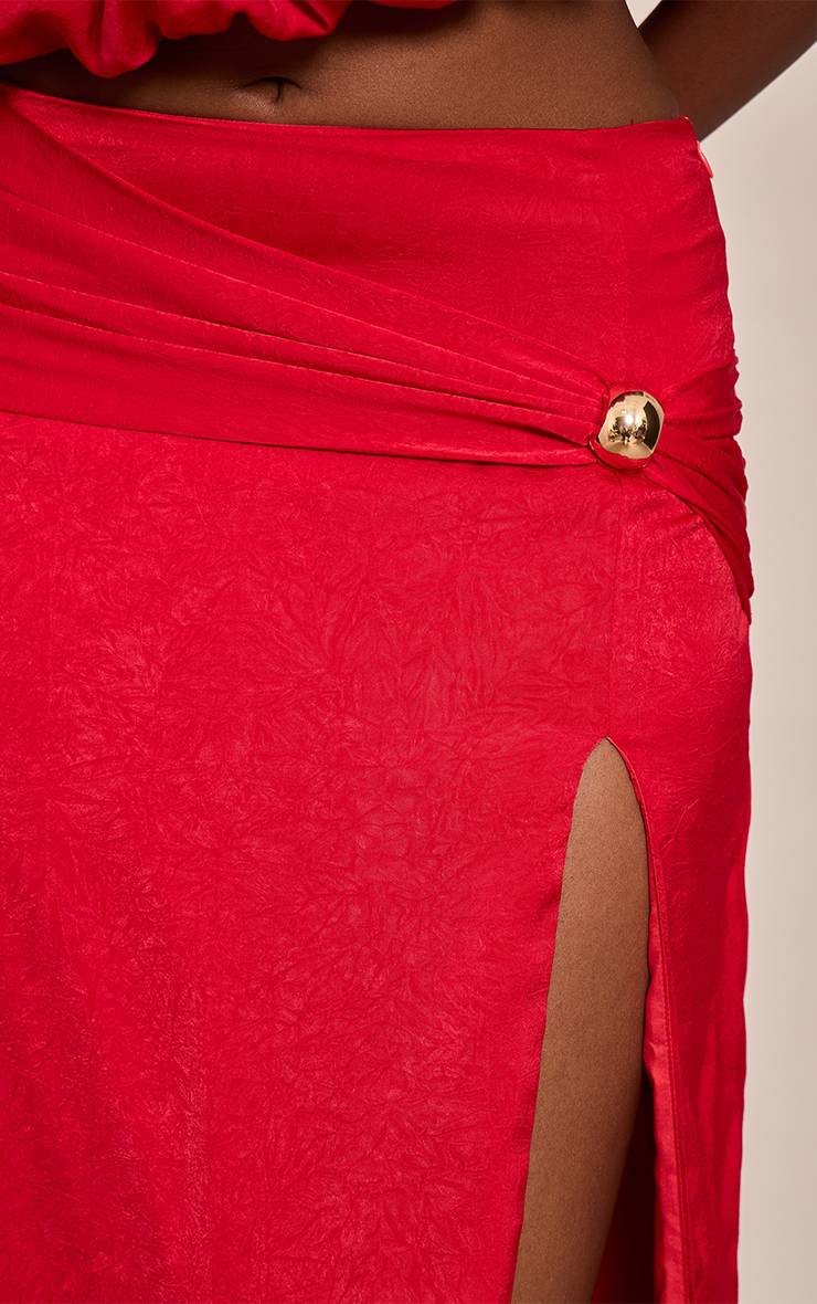 Rouge Jupe Longue Fendue À Détails Métalliques Coordonnée
