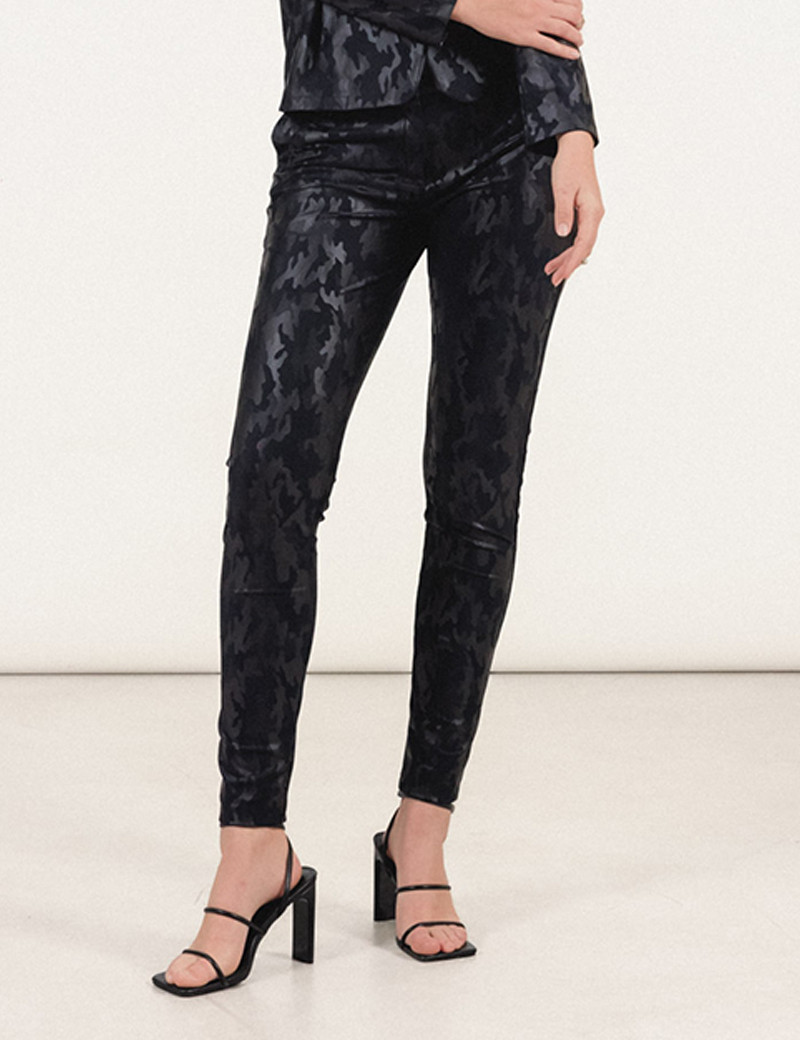 HBT BASICS INSOLITES | CHRISTINA PANTALON CHINO CAMOUFLAGE NOIR