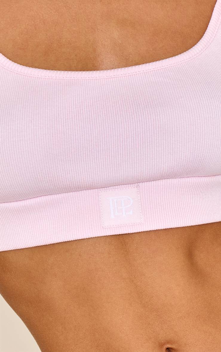 Rose Prettylittlething Brassière Côtelée De Nuit Avec Élastique Tonal