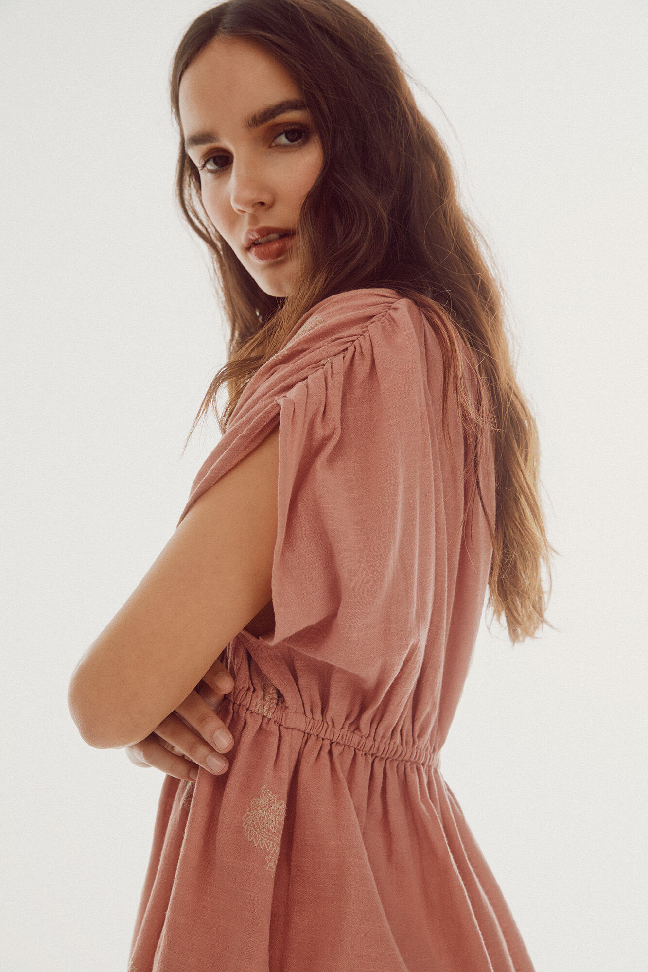 Blusa com bordado contrastante - Rosa