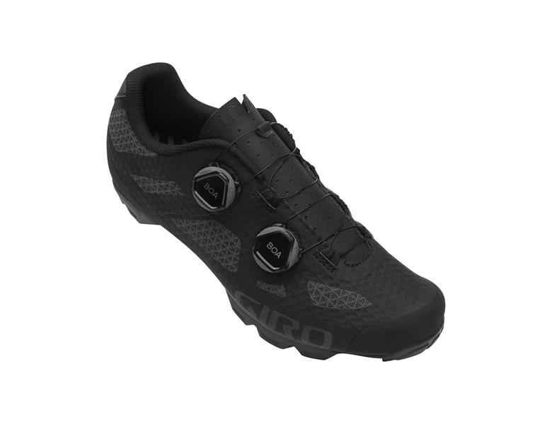 Giro Sector - Sort / Dark Shadow