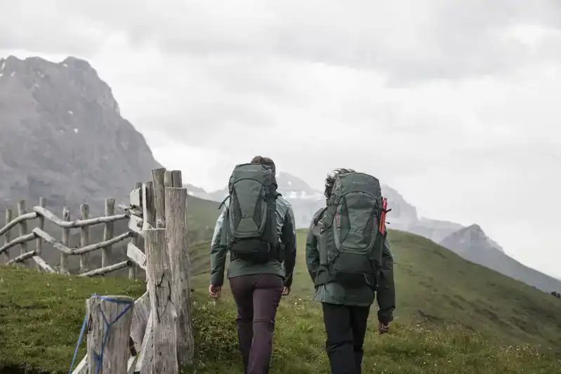 Asymmetric 38+8 Backpack
