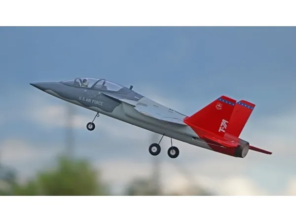 Amewi T-7A Red Hawk, Fly, 14 År, 1,1 kg