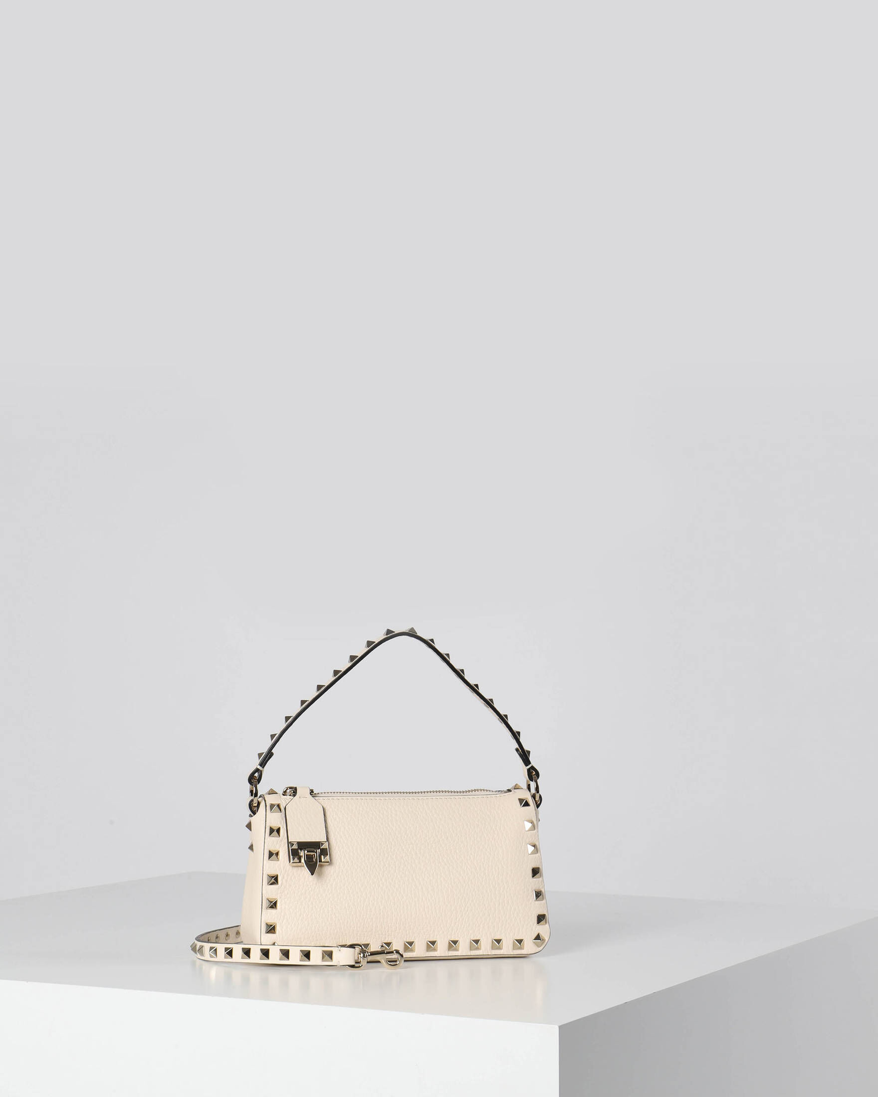 Valentino Garavani| Damen Schultertasche SMALL SHOULDER BAG ROCKSTUD