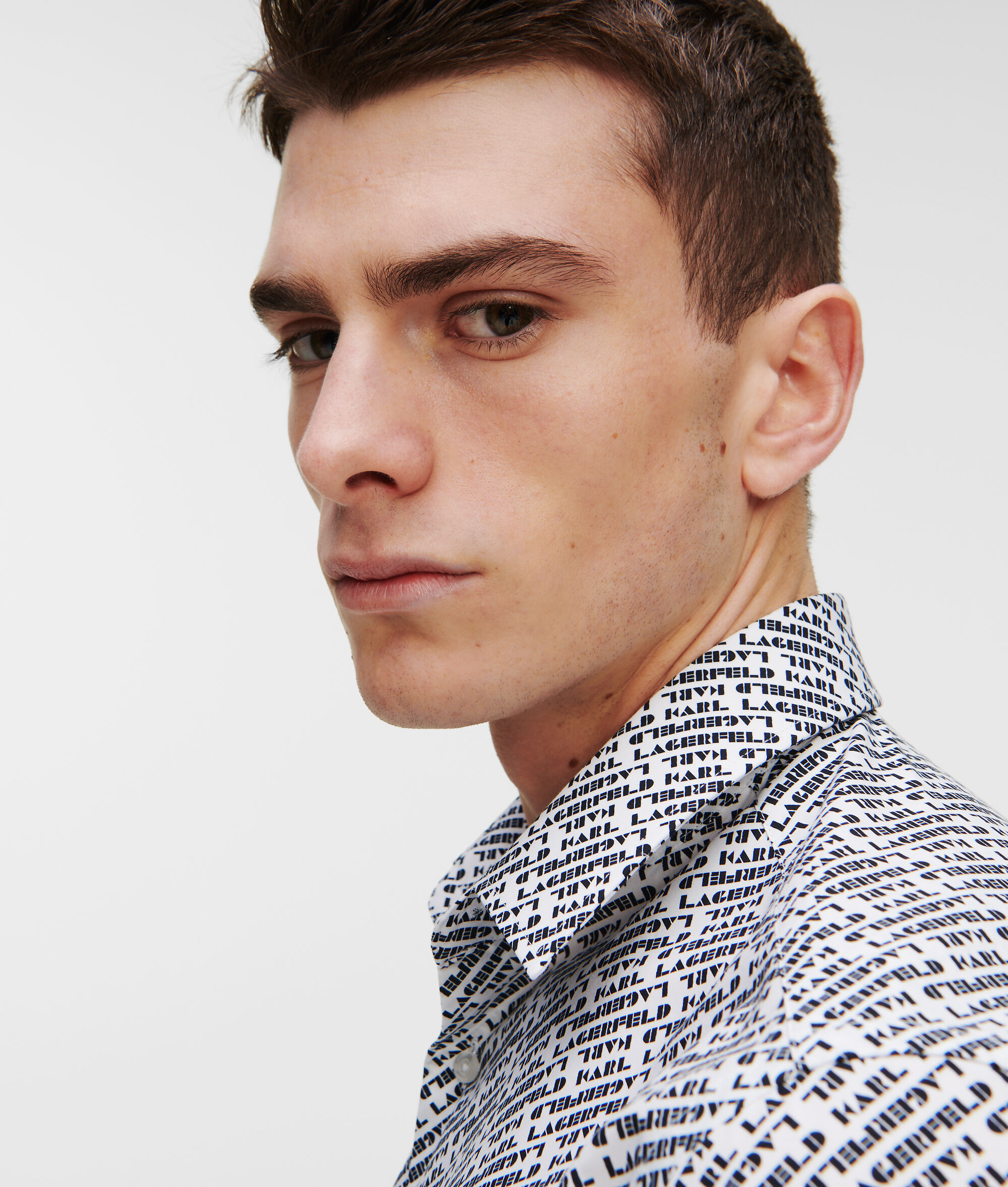 Chemise avec logo façon all-over