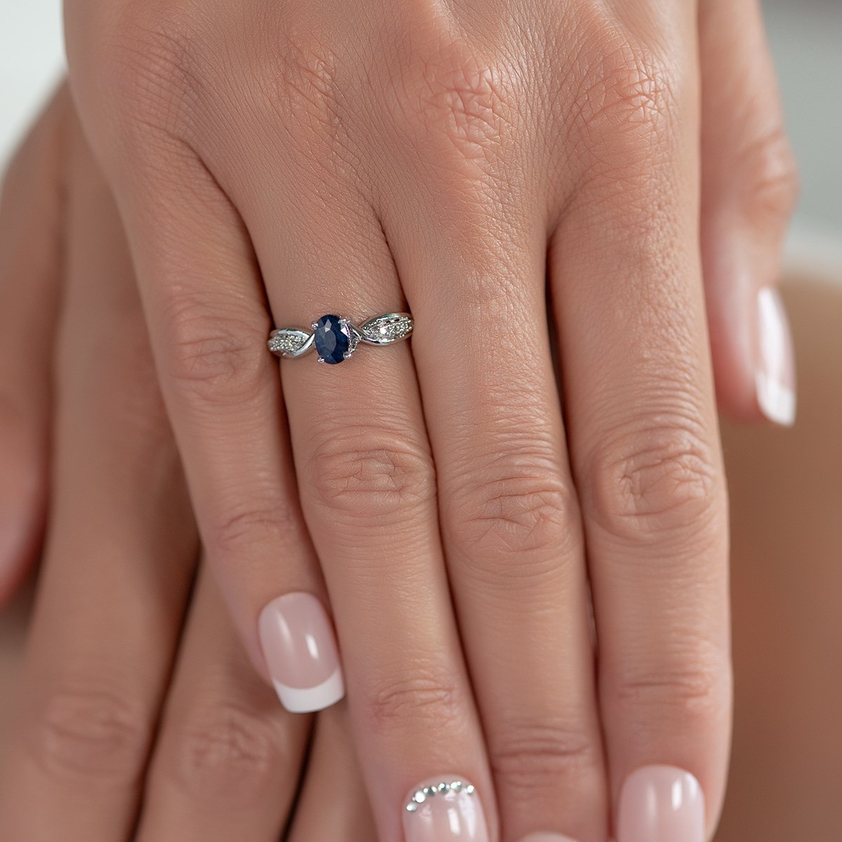 Bague ADEN Or 585 Blanc Saphir et diamants 1.32grs
