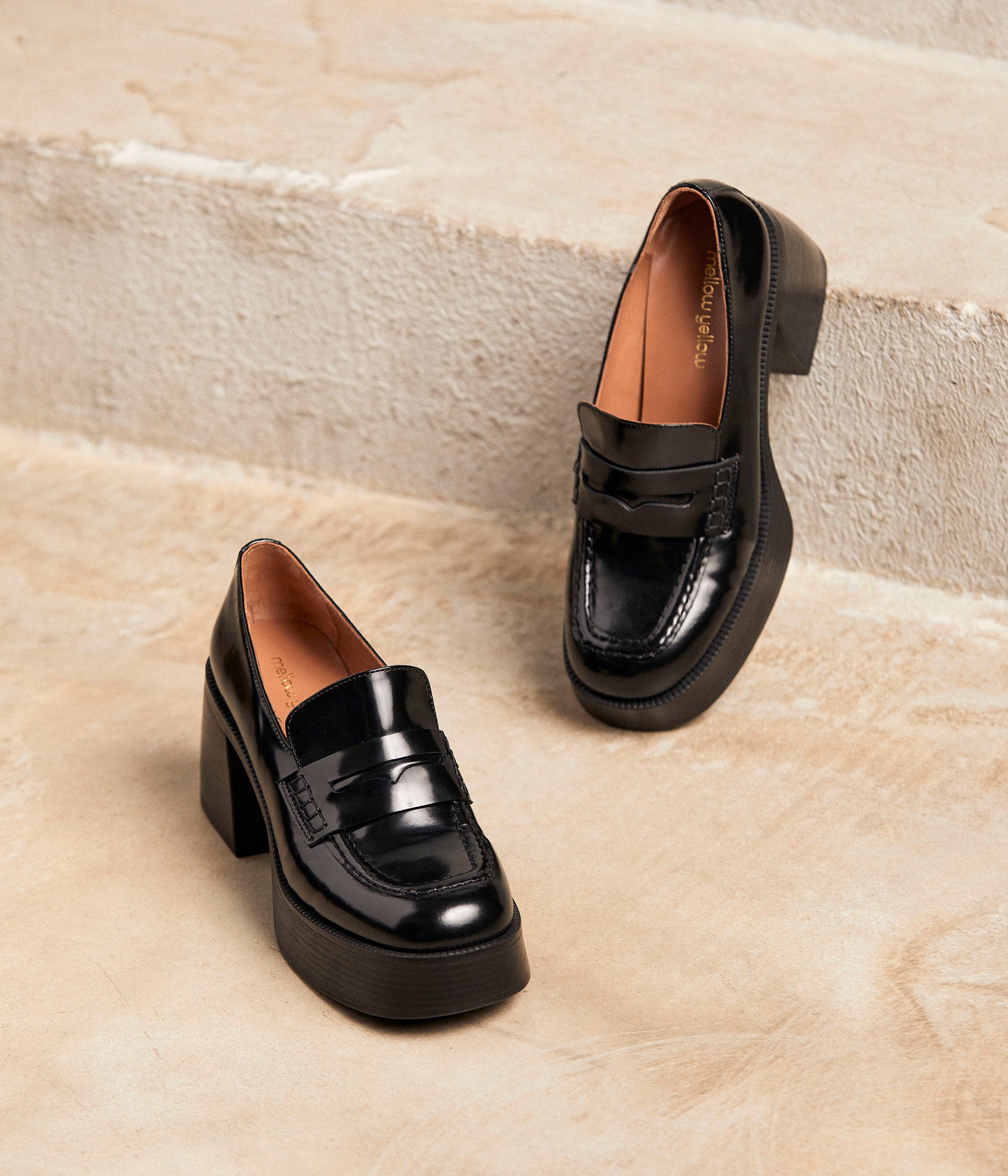 Mocassins noirs plateforme Anouch
