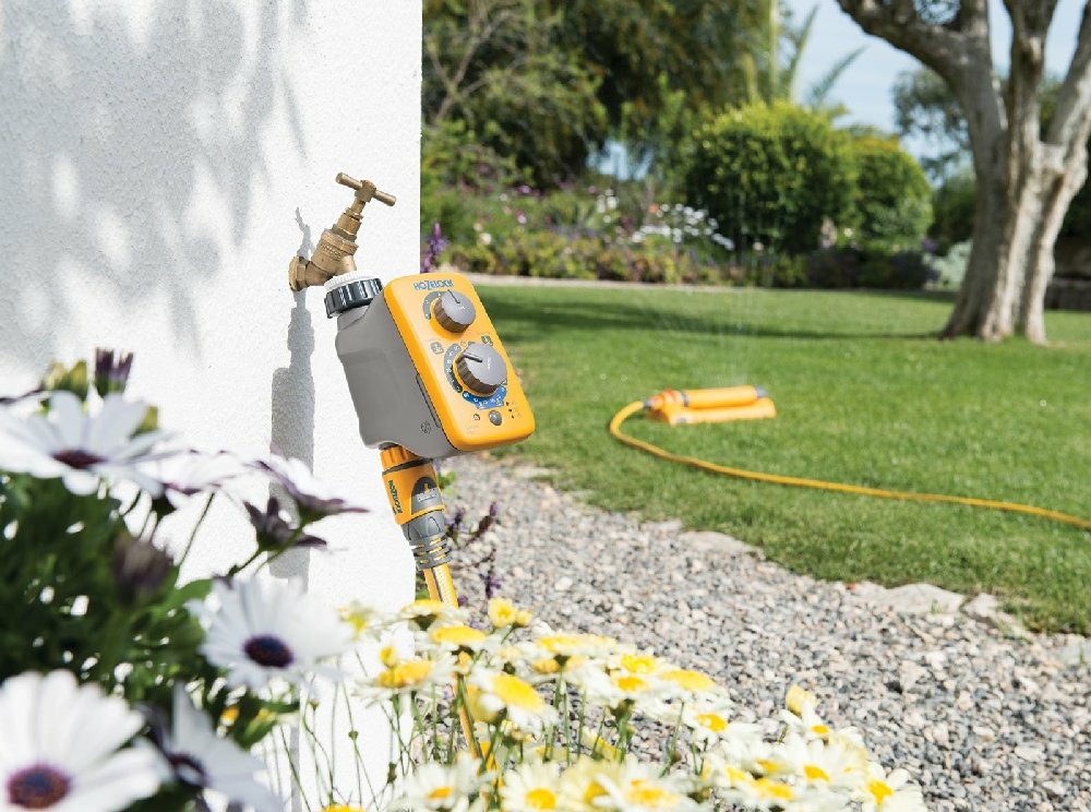 Programmateur d'arrosage à capteur crépusculaire sensor plus pour arrosage immédiat