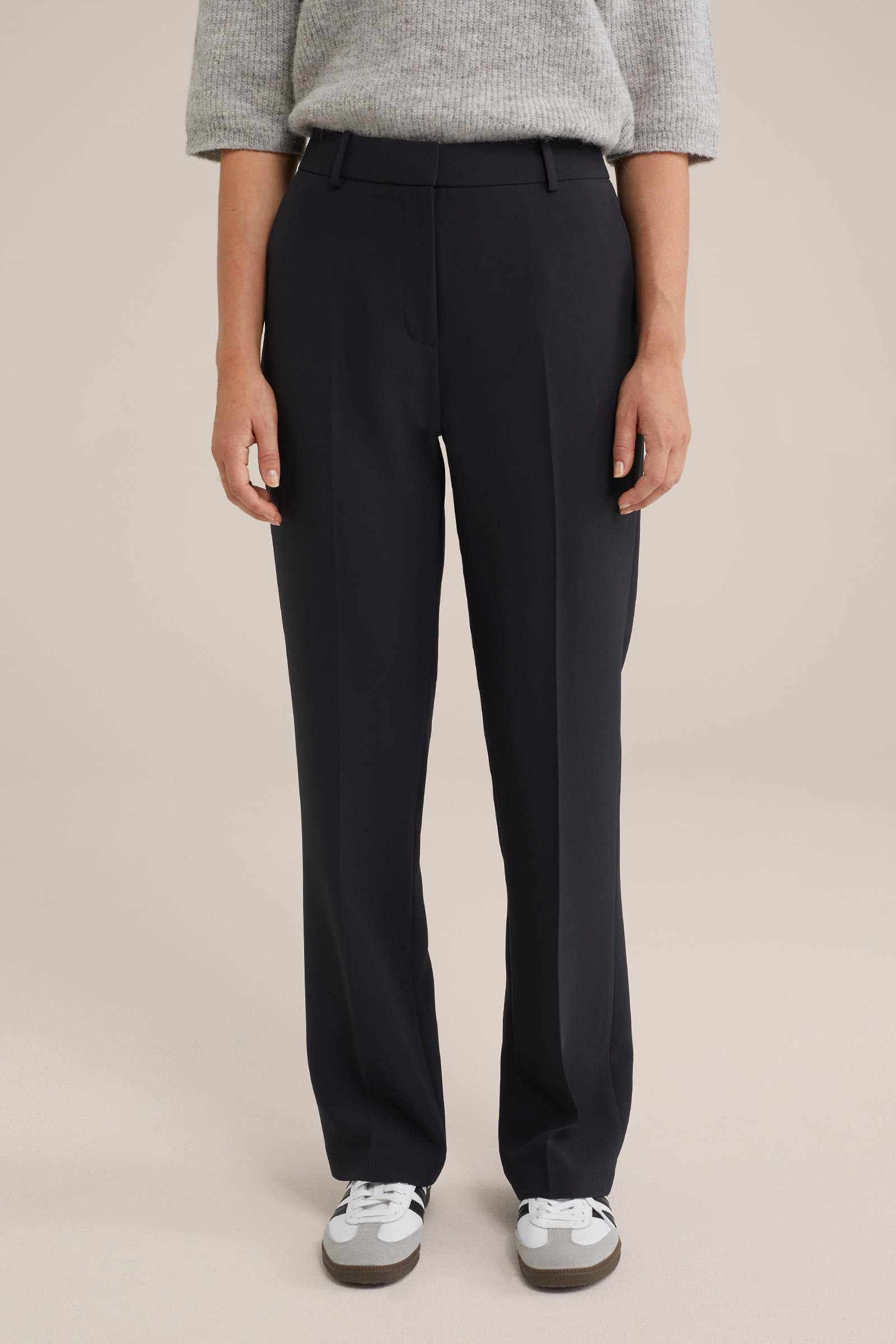 WE Fashion straight fit pantalon zwart