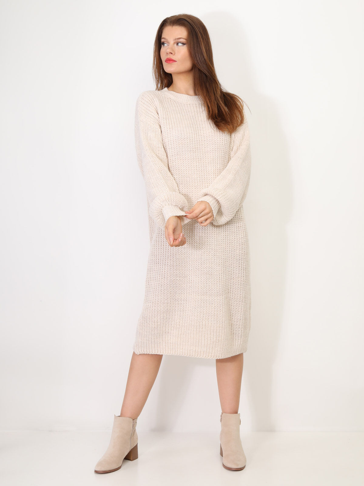 Robe pull mi-longue à manches bouffantes- Beige