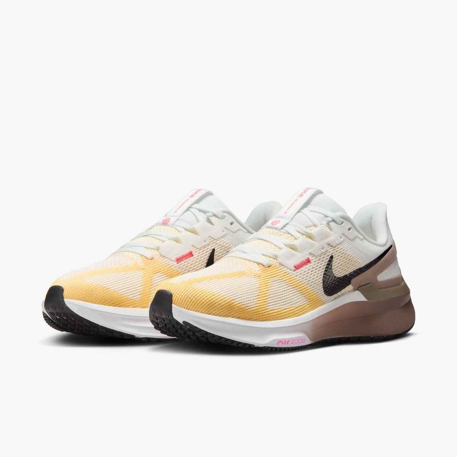 Nike Structure 25