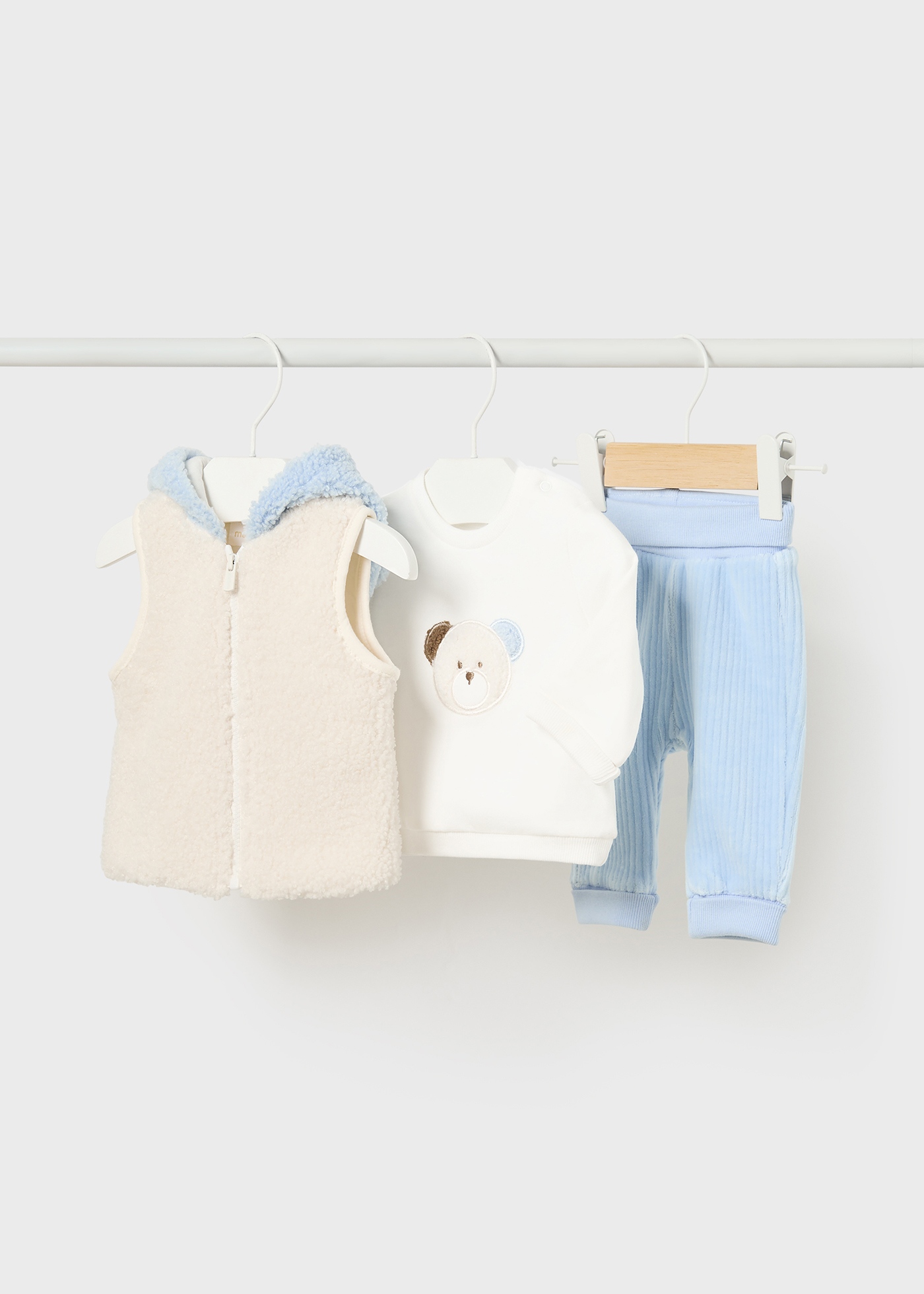 Conjunto de moletom de 3 peças Better Cotton para recém-nascidos