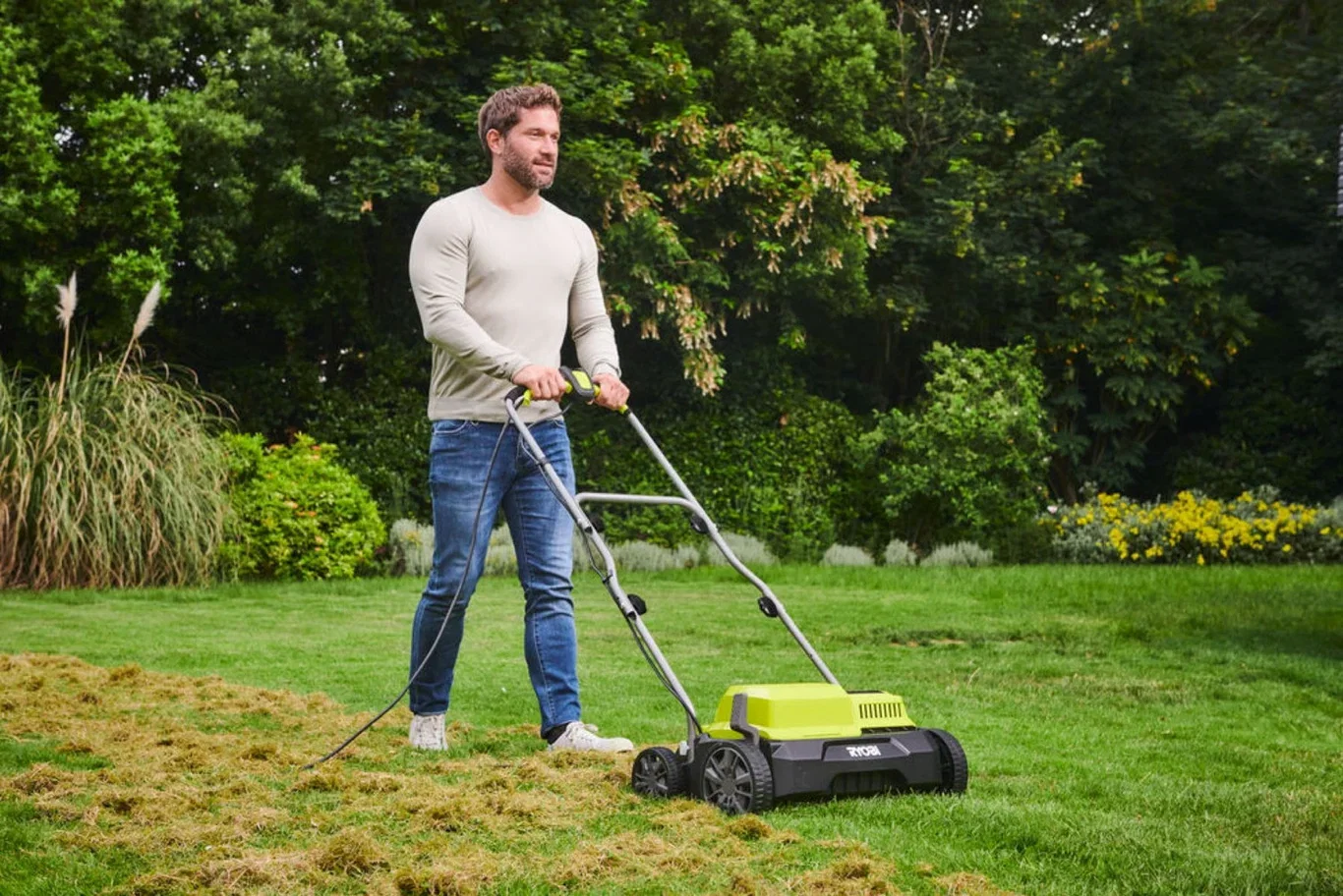 Ryobi Vertikalskjærer RY1400SF35B Bredde 35 cm