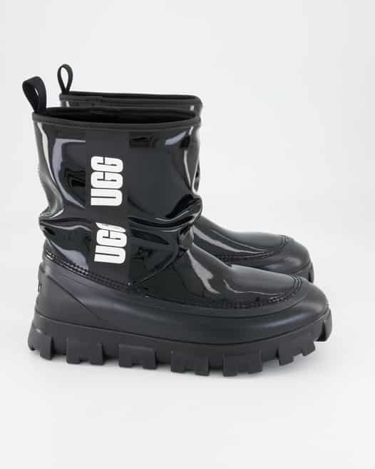UGG Classic Brellah Mini Winterstiefel in Schwarz