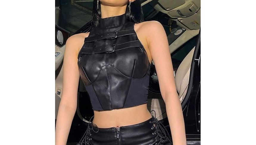 Trisica - Mouwloze crop top van imitatieleer met opstaande kraag