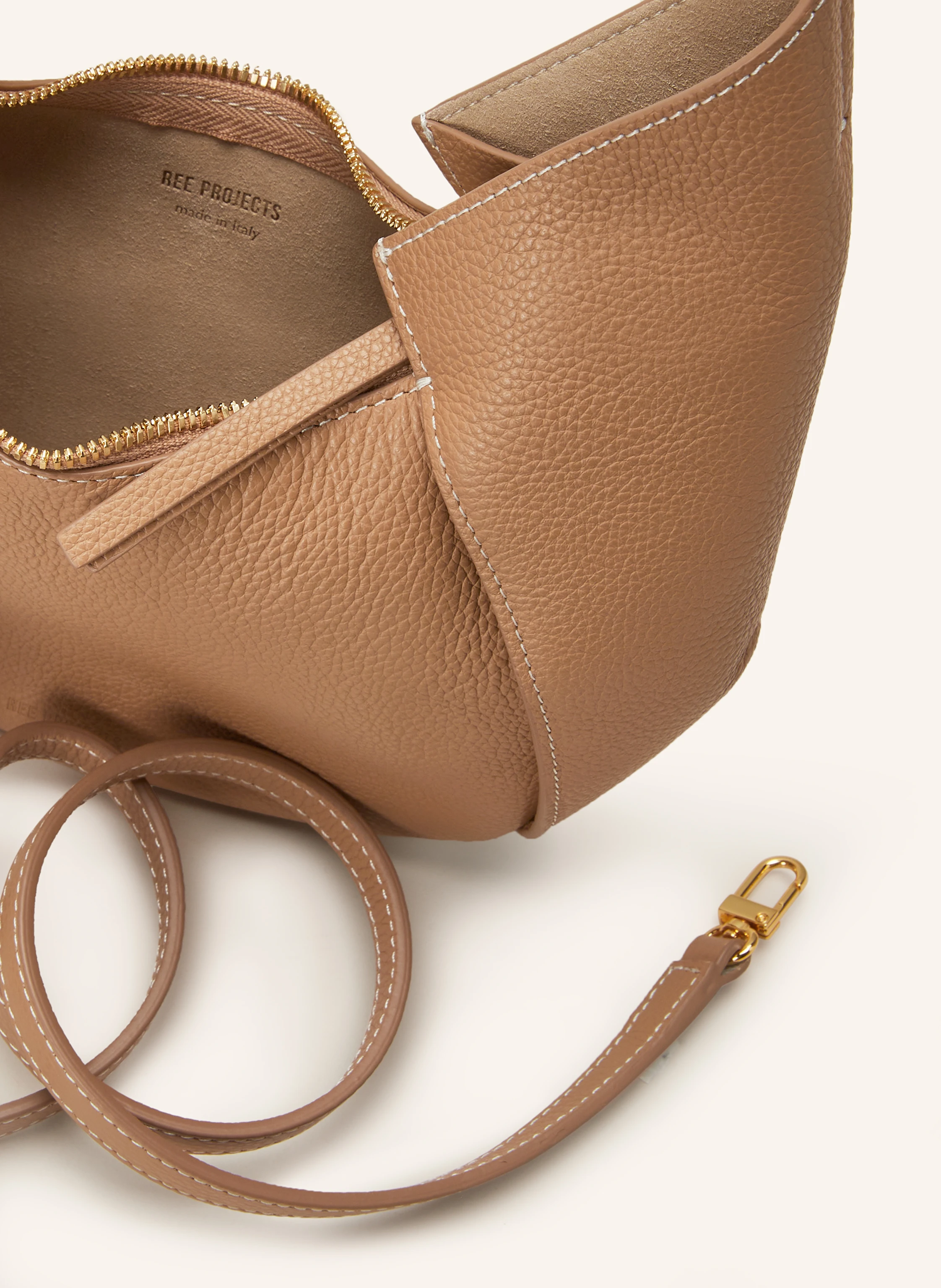REE PROJECTS Schultertasche RIVA MINI