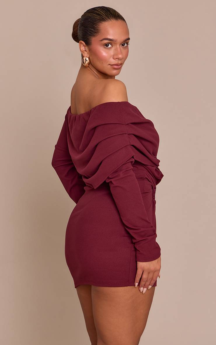 Rouge Bordeaux Robe Moulante À Manches Longues En Tissu Doux Toucher Bardot Avec Col Replié