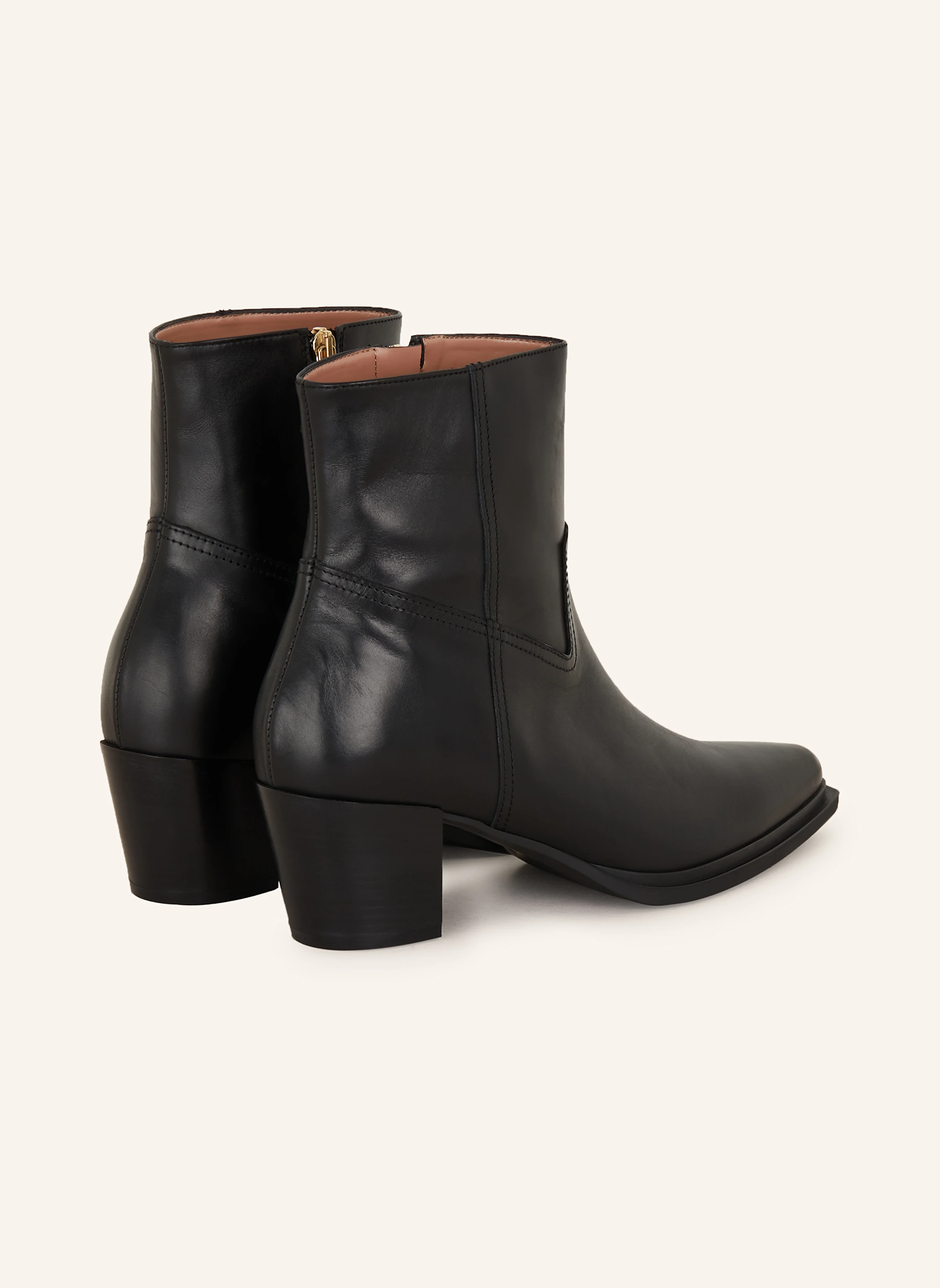 Bianca Di Stiefeletten