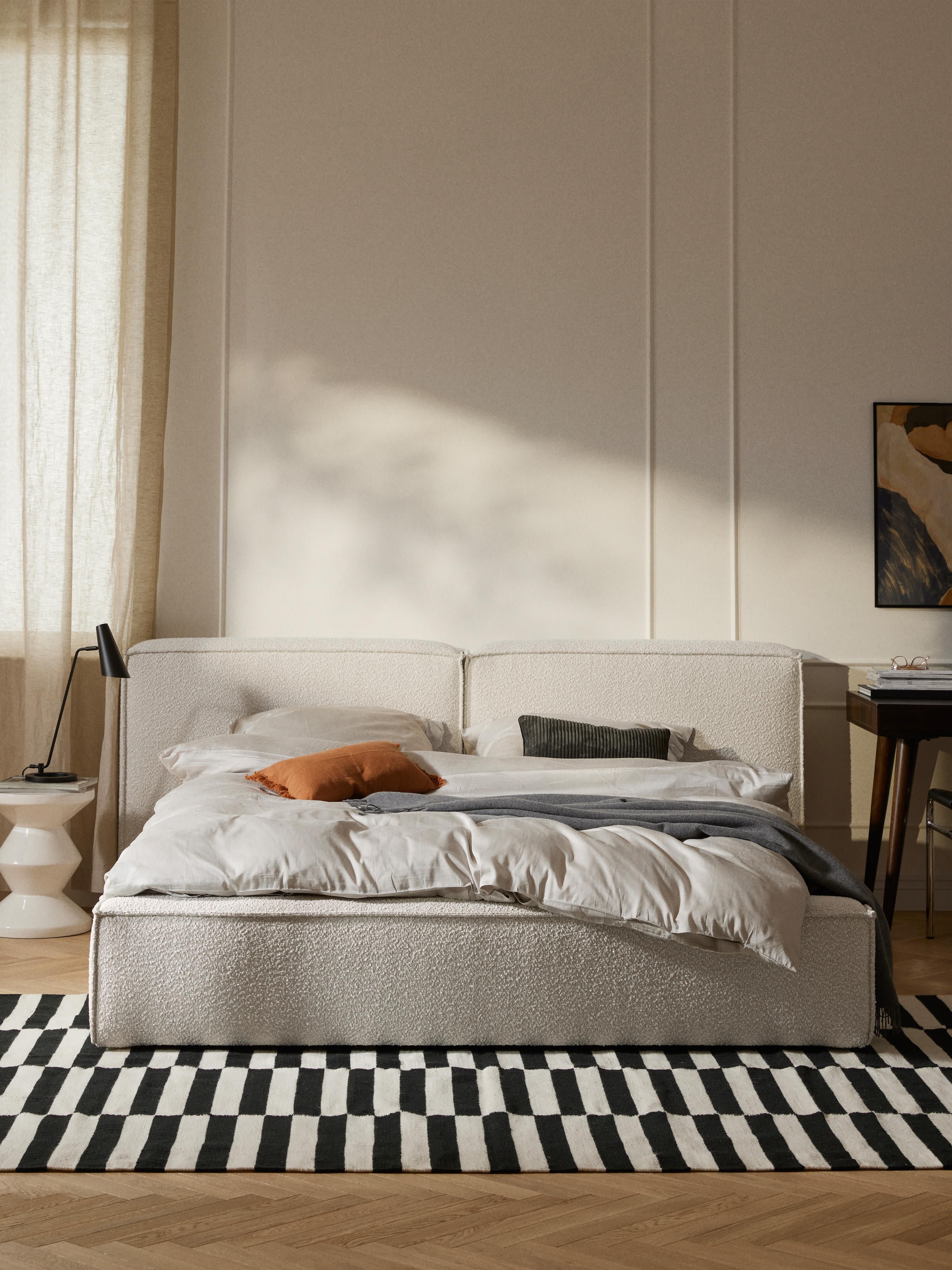 Bouclé gestoffeerd bed Lennon met opbergruimte