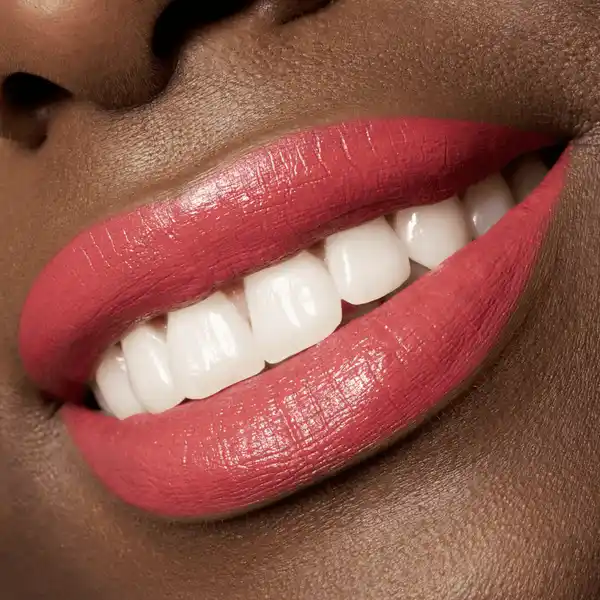 Caring Shine vegan lipstick 207 My Passion