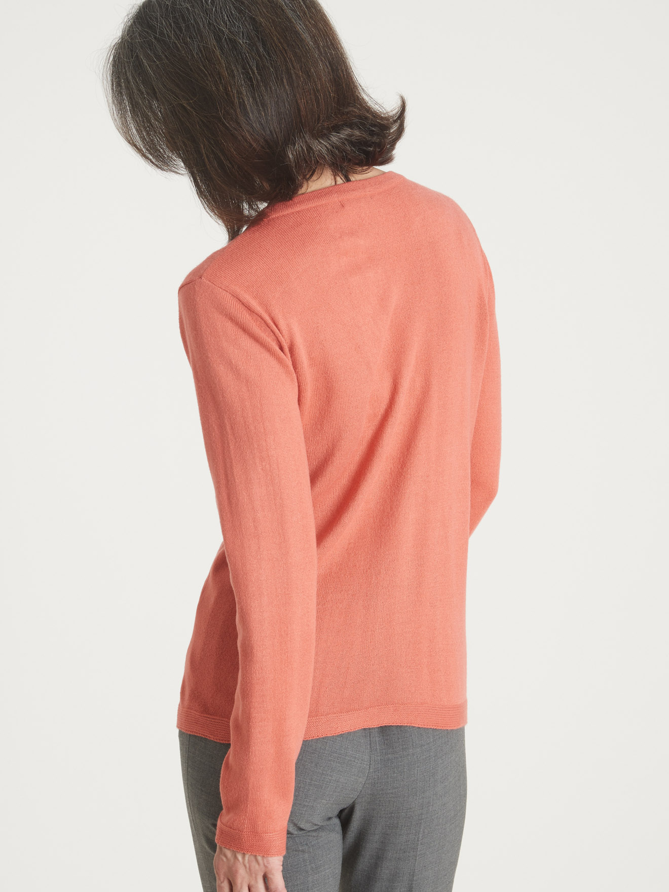 Pull encolure ronde avec jeu d'ajouré