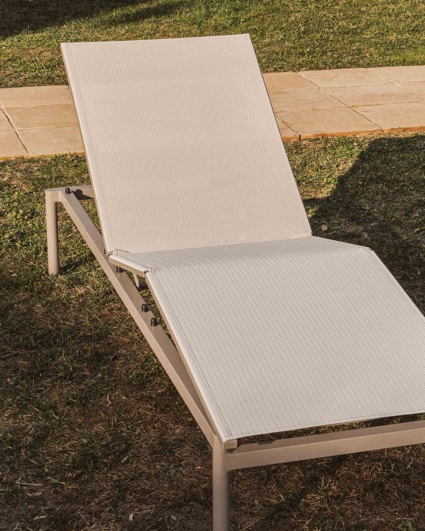 Kave Home   Lesina Outdoor Ligstoel