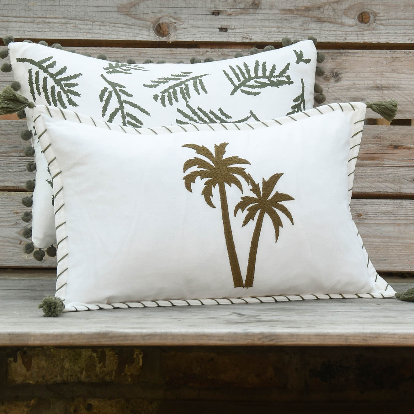 Febronie Housse de coussin Bali brodée écrue - 50x30 cm