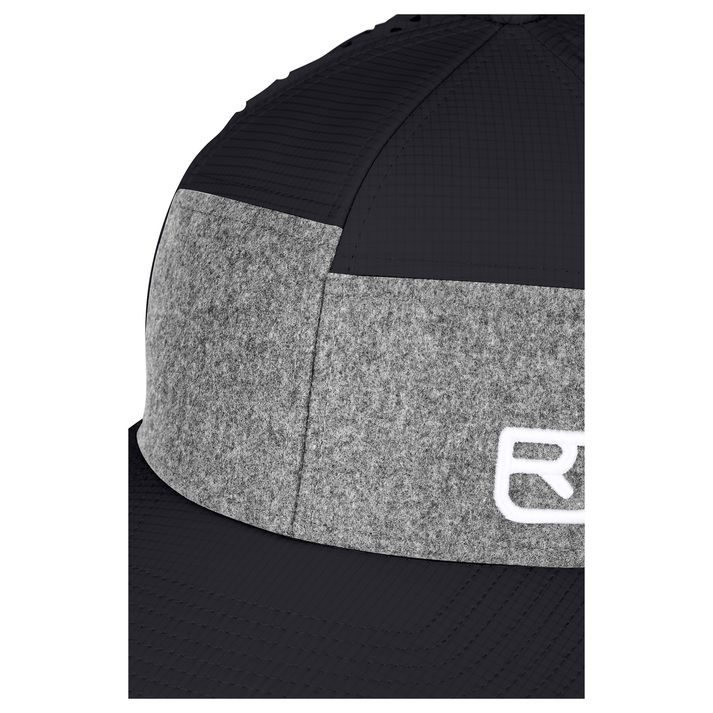 Logo Air Trucker Cap 90201/Black Raven