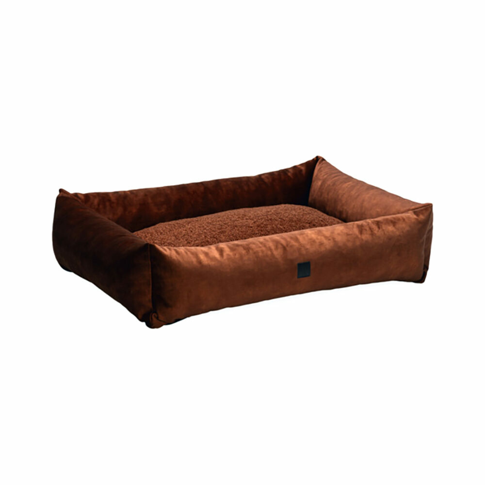 Designed by Lotte Ligbed YndisTerra 95 x 80 x 25 cm