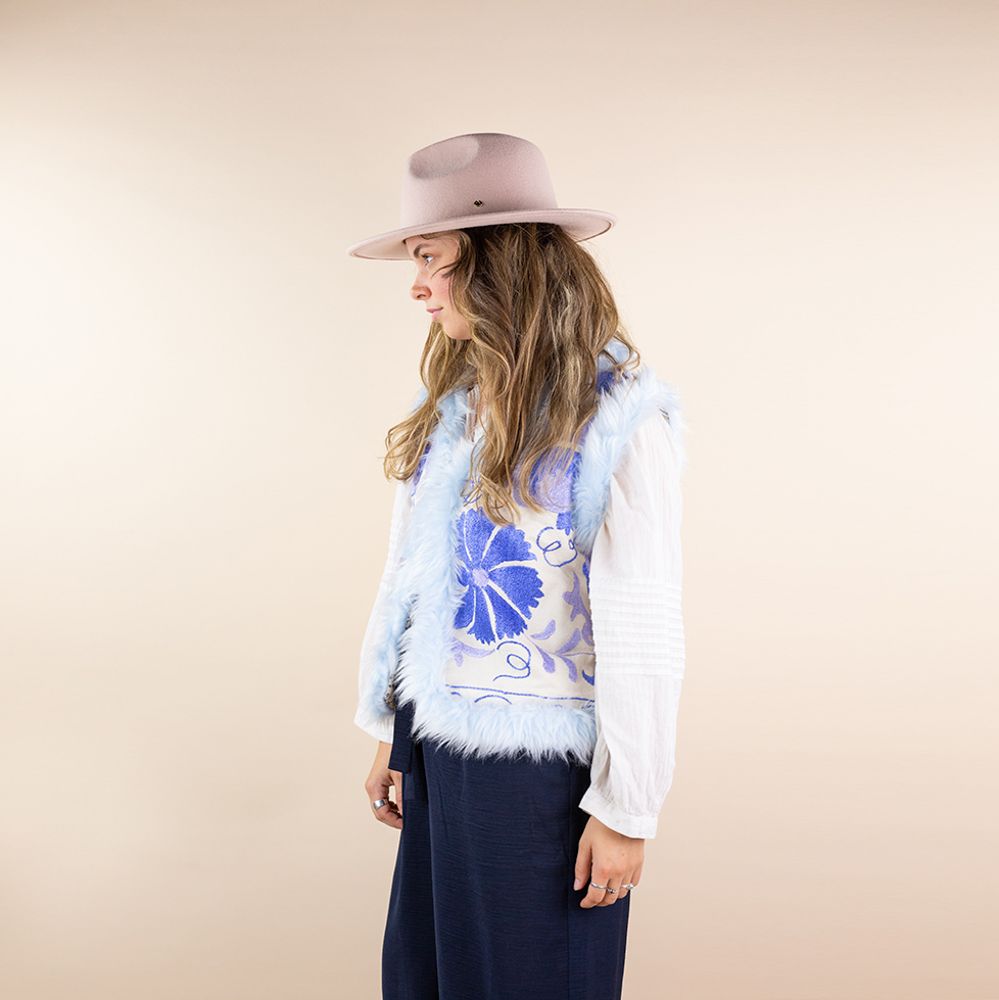 Suzani waistcoat Ashura lichtblauw